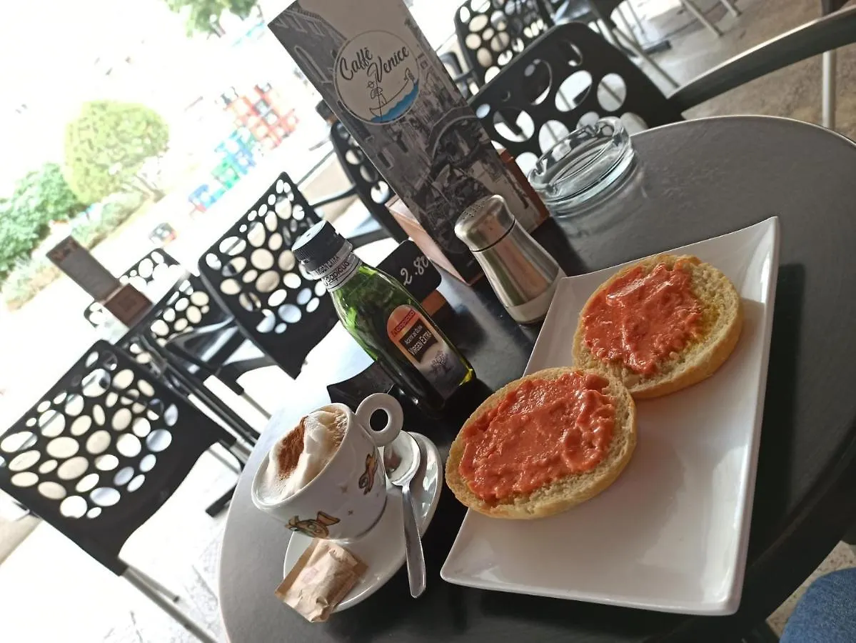 Salome 4 Apartment Torremolinos Spain